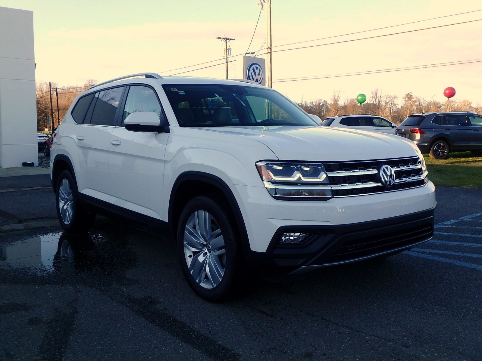 New 2019 Volkswagen Atlas 3.6L V6 SE w/Technology Sport Utility in ...