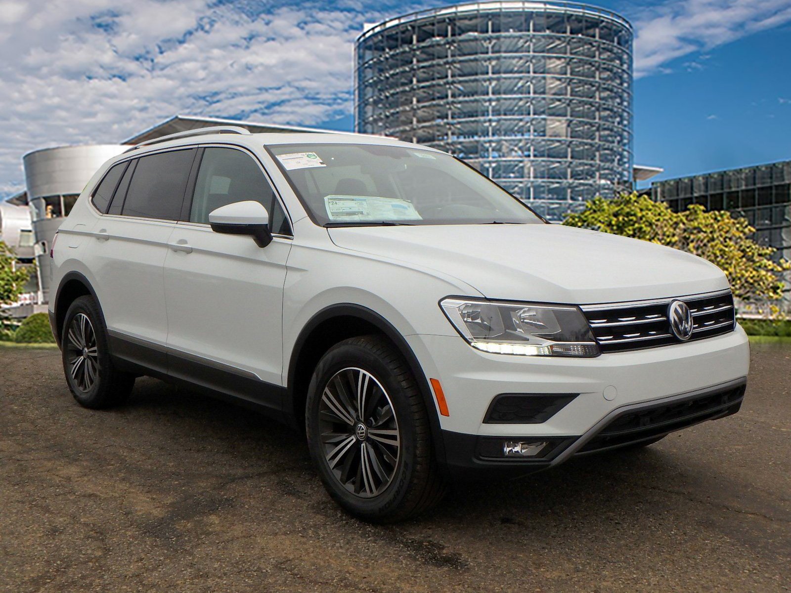 Фаркоп tiguan 2019