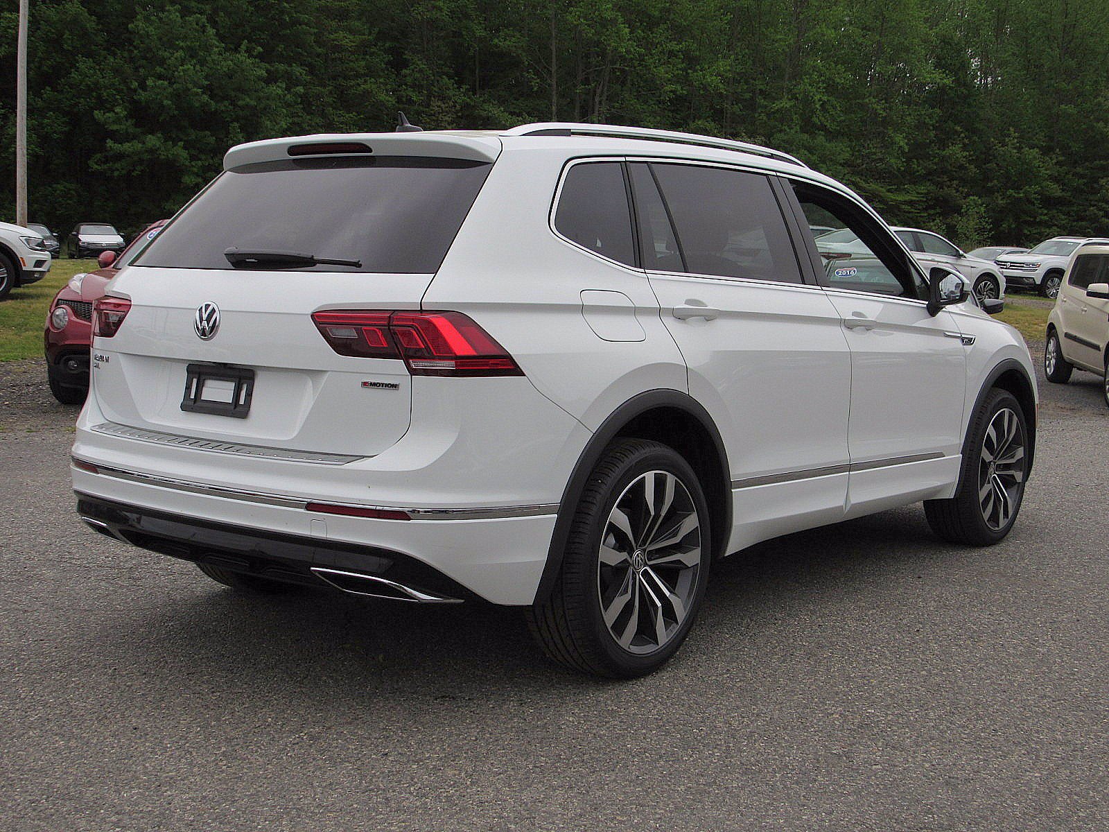 New 2020 Volkswagen Tiguan SEL Premium R-Line Sport Utility in ...