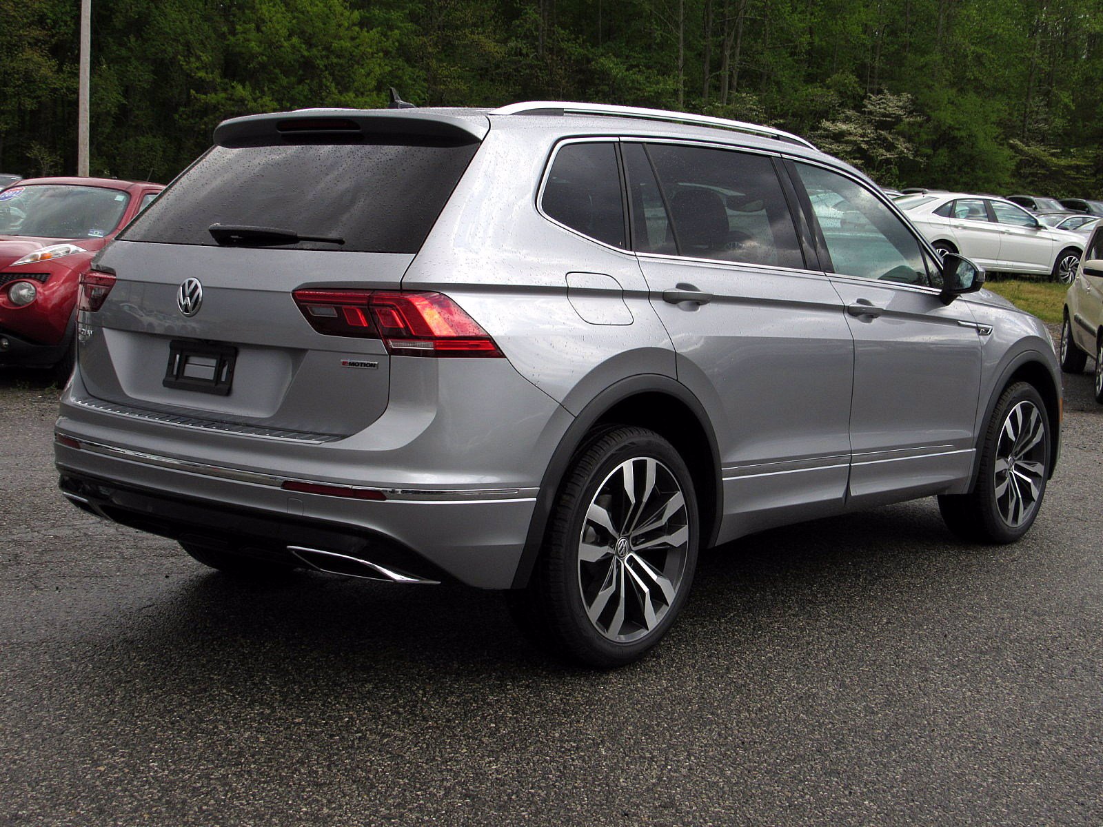 New 2020 Volkswagen Tiguan SEL Premium R-Line Sport Utility in ...