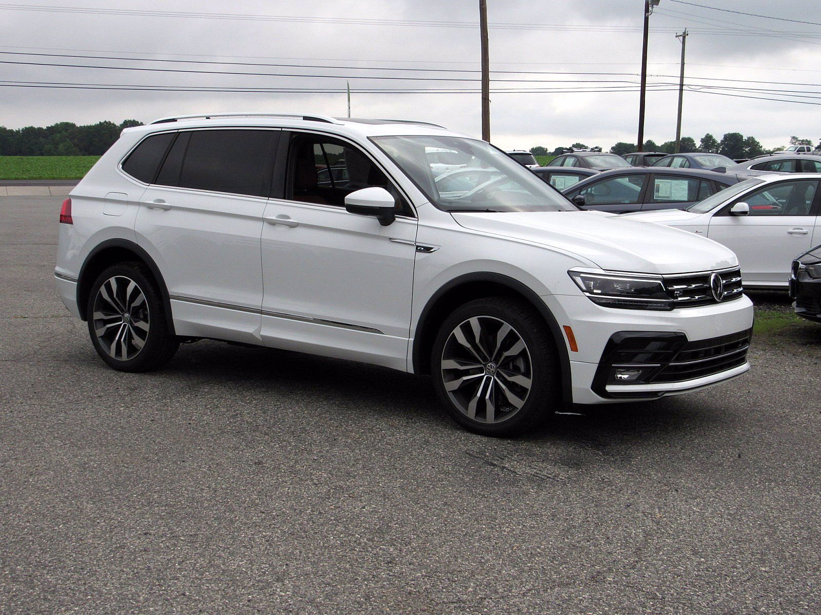 New 2020 Volkswagen Tiguan SEL Premium R-Line Sport Utility in ...