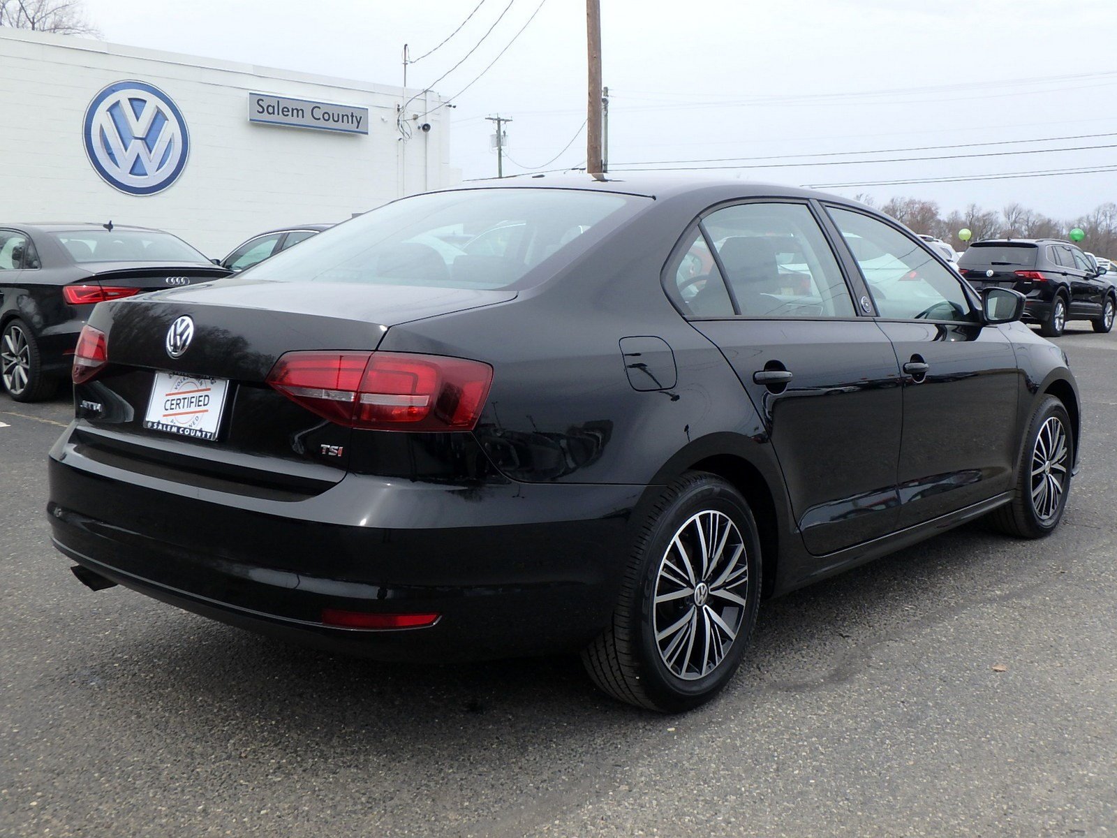 Certified Pre-Owned 2018 Volkswagen Jetta 1.4T Wolfsburg Edition 4dr ...